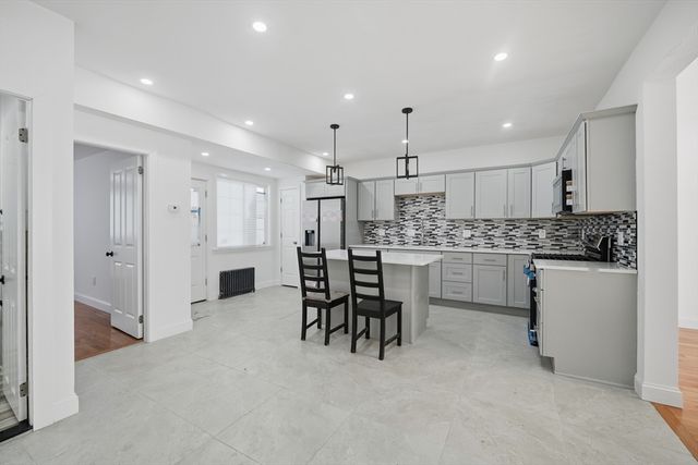 13 Green Ave, Westfield, MA 01085