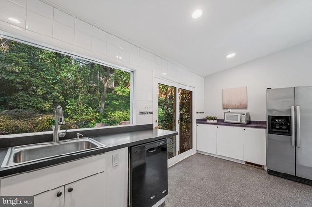 4009 WEXFORD DR, Kensington, MD 20895