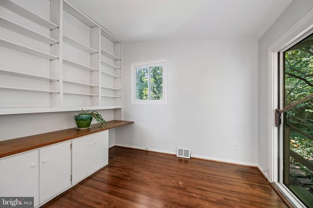 4009 WEXFORD DR, Kensington, MD 20895