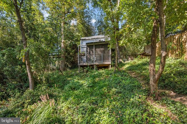 4009 WEXFORD DR, Kensington, MD 20895