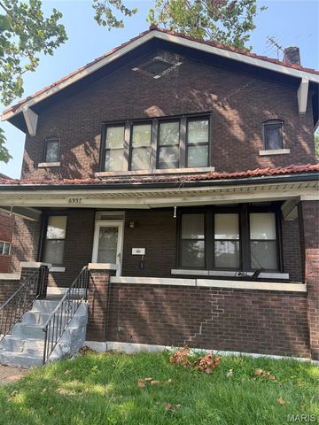 6957 Clayton Avenue, St Louis, MO 63117
