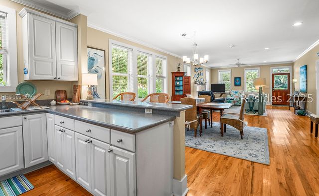 2418 Oak Haven St, Beaufort, SC 29902