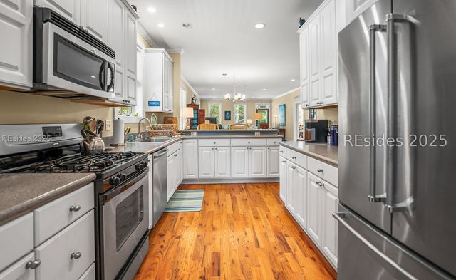 2418 Oak Haven St, Beaufort, SC 29902