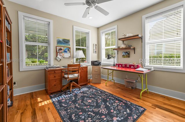 2418 Oak Haven St, Beaufort, SC 29902