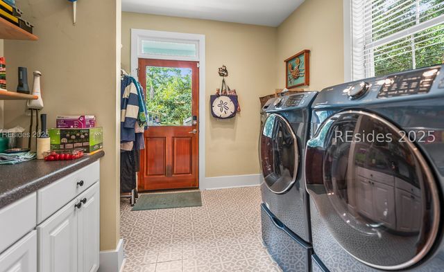 2418 Oak Haven St, Beaufort, SC 29902