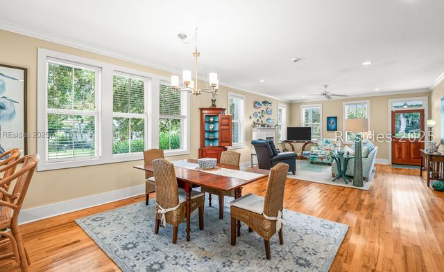 2418 Oak Haven St, Beaufort, SC 29902