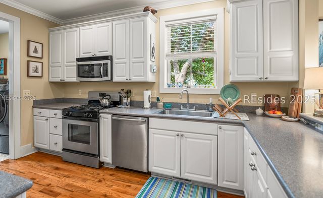 2418 Oak Haven St, Beaufort, SC 29902