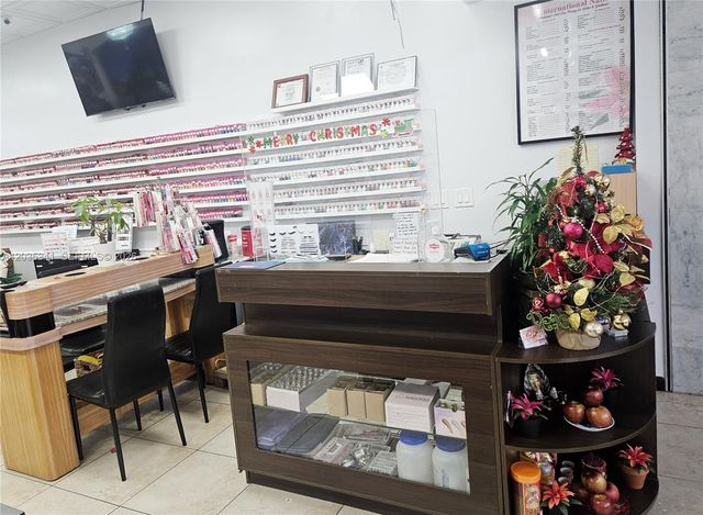 1455 NW 107, Doral, FL 33172