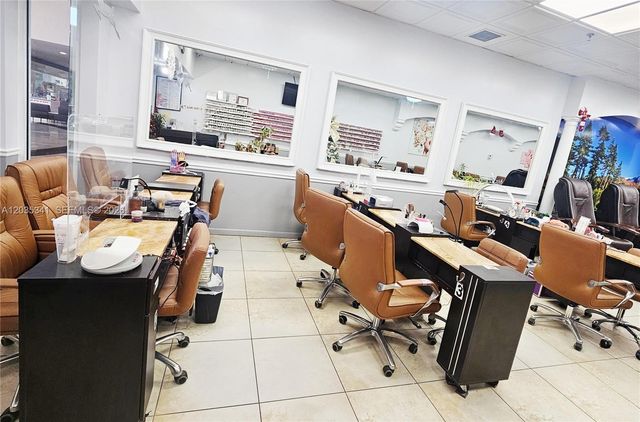 1455 NW 107, Doral, FL 33172