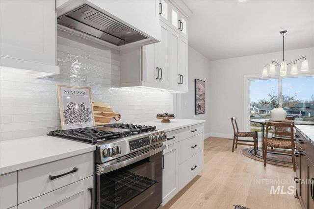 402 W Flour Mill Court, Middleton, ID 83644