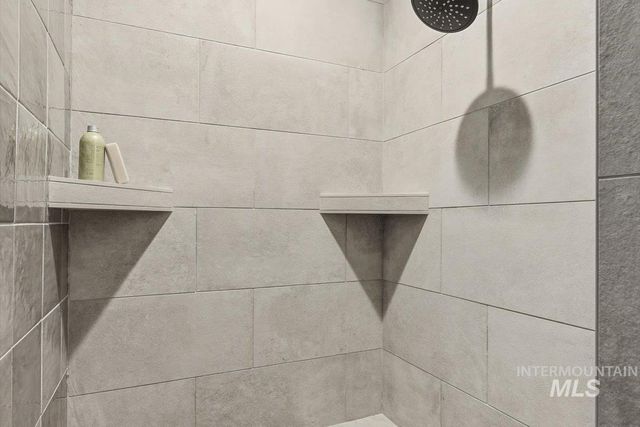 402 W Flour Mill Court, Middleton, ID 83644