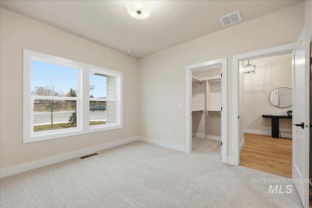 402 W Flour Mill Court, Middleton, ID 83644