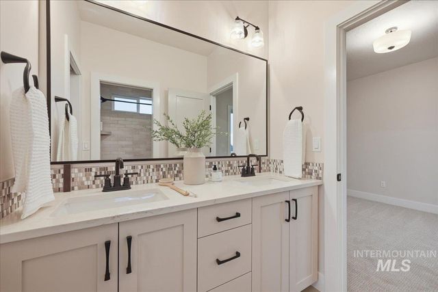 402 W Flour Mill Court, Middleton, ID 83644