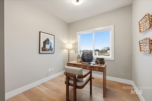 402 W Flour Mill Court, Middleton, ID 83644