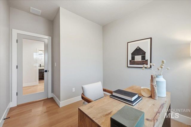 402 W Flour Mill Court, Middleton, ID 83644