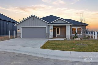 402 W Flour Mill Court, Middleton, ID 83644