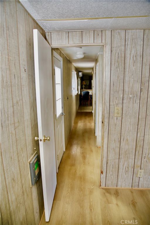 Image 9 of property listing at 28480 Red Gum Drive, Lake Elsinore, CA 92532