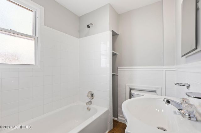 42 Center Avenue Unit 3, Keansburg, NJ 07734
