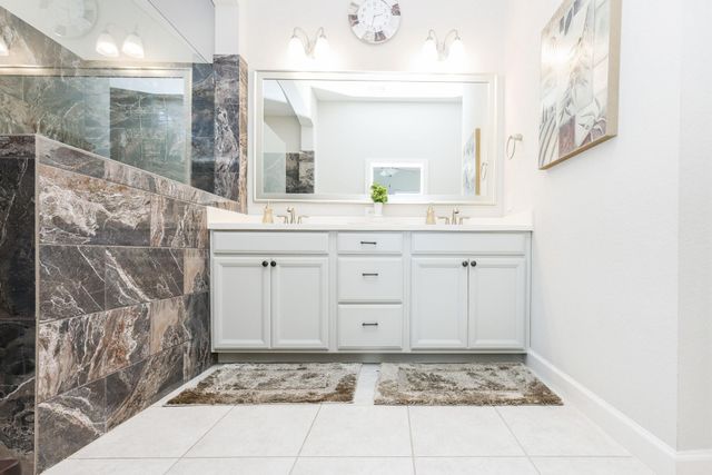 450 Beach Rose Crossing, Crosby, TX 77532