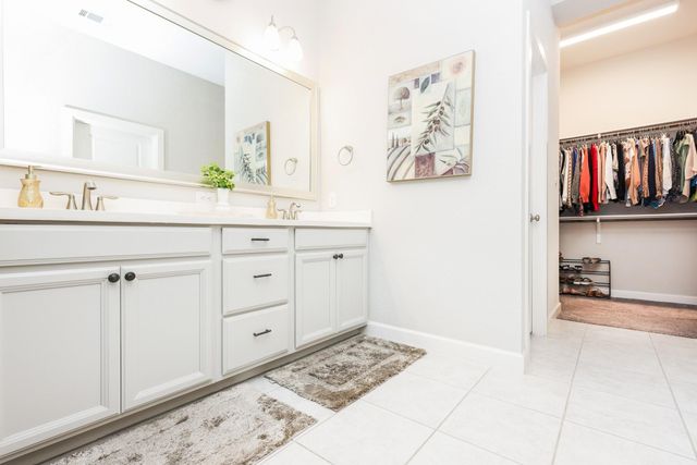 450 Beach Rose Crossing, Crosby, TX 77532