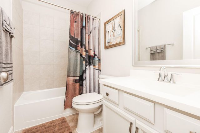 450 Beach Rose Crossing, Crosby, TX 77532