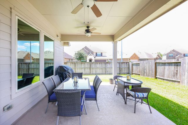 450 Beach Rose Crossing, Crosby, TX 77532
