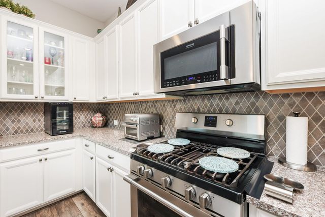 450 Beach Rose Crossing, Crosby, TX 77532