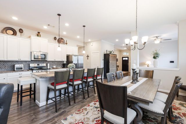 450 Beach Rose Crossing, Crosby, TX 77532