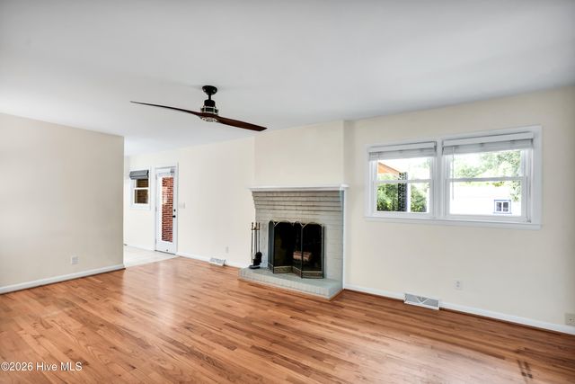 621 Mohican Trail, Wilmington, NC 28409