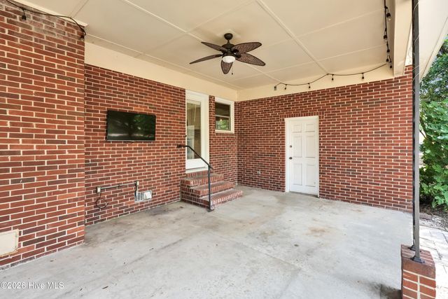 621 Mohican Trail, Wilmington, NC 28409