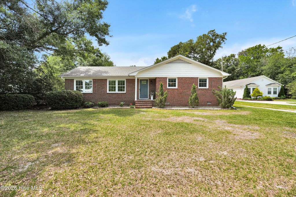 621 Mohican Trail, Wilmington, NC 28409