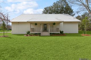 10834 Cloverleaf Dr, Denham Springs, LA 70706