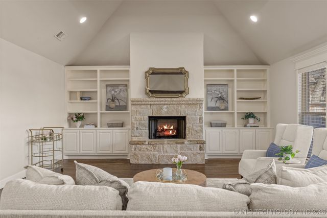 11939 S 68th East Avenue, Bixby, OK 74008