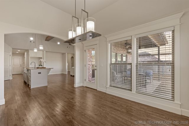 11939 S 68th East Avenue, Bixby, OK 74008