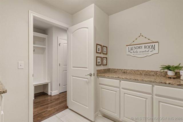 11939 S 68th East Avenue, Bixby, OK 74008