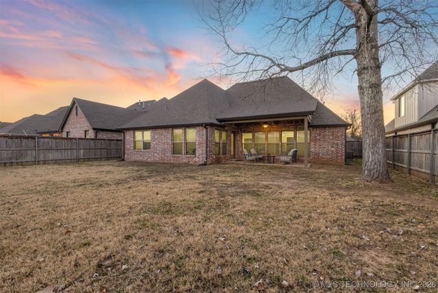 11939 S 68th East Avenue, Bixby, OK 74008