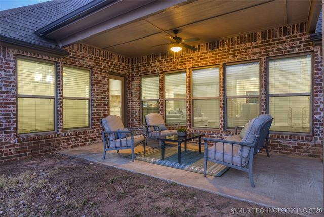 11939 S 68th East Avenue, Bixby, OK 74008