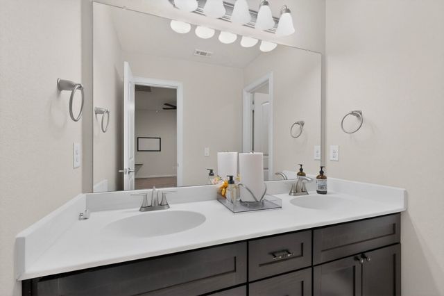 878 Vaquero Street, Allen, TX 75013