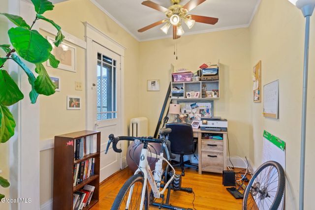 687 Myrtle Avenue, Albany, NY 12208