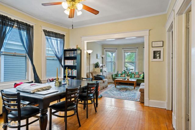 687 Myrtle Avenue, Albany, NY 12208