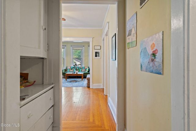 687 Myrtle Avenue, Albany, NY 12208