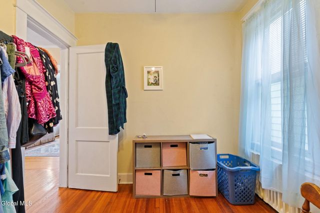 687 Myrtle Avenue, Albany, NY 12208