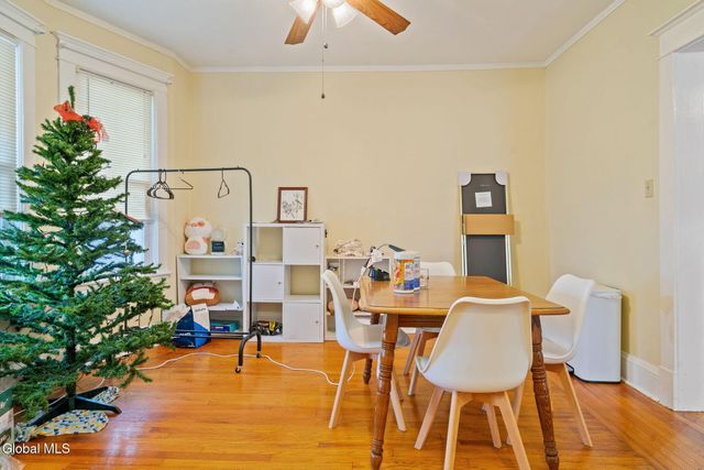 687 Myrtle Avenue, Albany, NY 12208