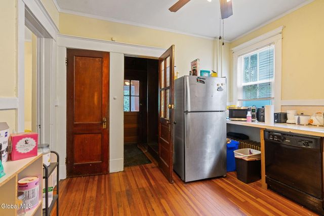 687 Myrtle Avenue, Albany, NY 12208