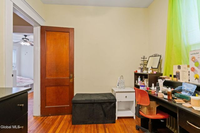 687 Myrtle Avenue, Albany, NY 12208