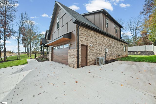 65 New Tilth Road, Taylors, SC 29687