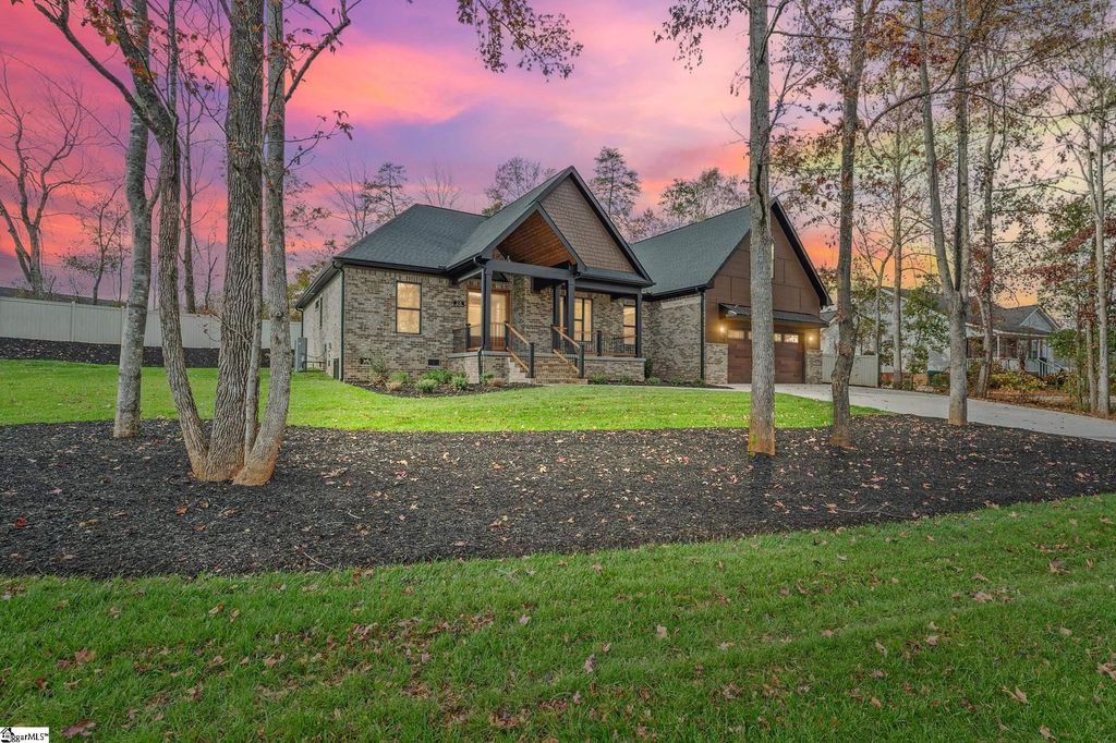 65 New Tilth Road, Taylors, SC 29687