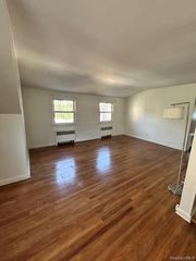 200 Crescent Place 2nd fl, Yonkers, NY 10704