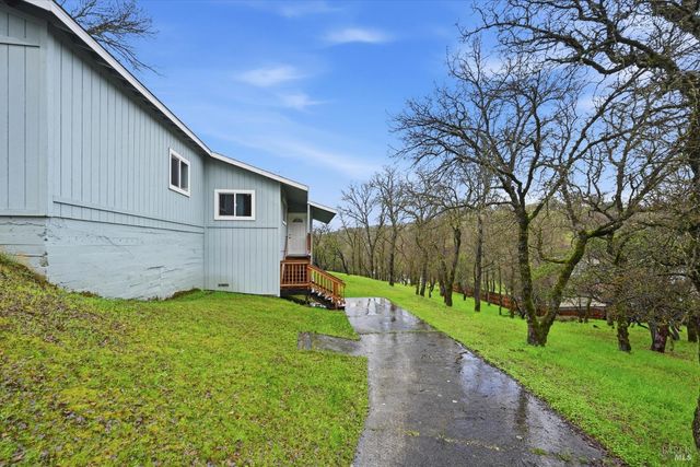 19474 Donkey Hill Rd, Hidden Valley Lake, CA 95467