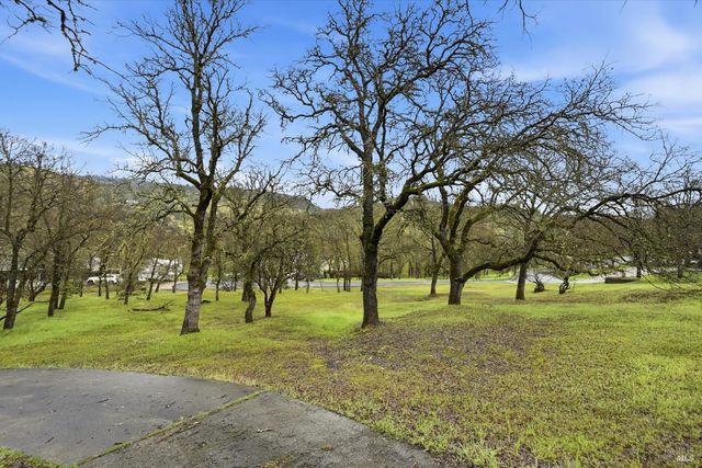 19474 Donkey Hill Rd, Hidden Valley Lake, CA 95467